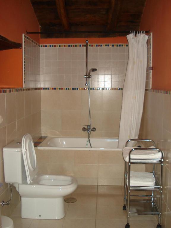 Casa Lucas Guest House Arzúa Стая снимка