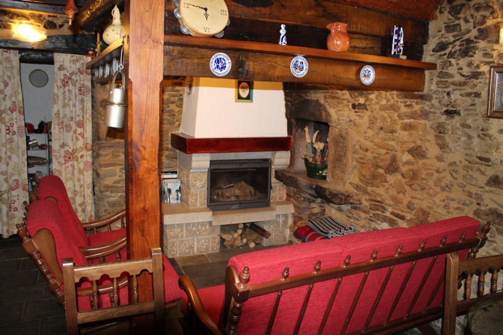 Casa Lucas Guest House Arzúa Екстериор снимка