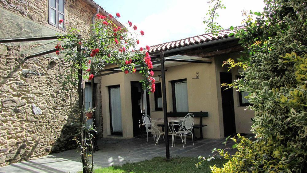 Casa Lucas Guest House Arzúa Екстериор снимка